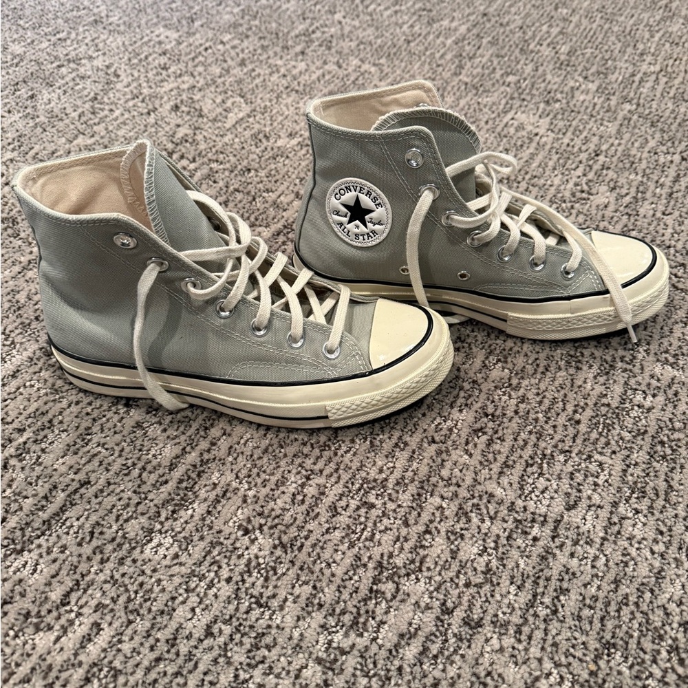 Converse High-Top Sneakers in Green-Gray - Size 7